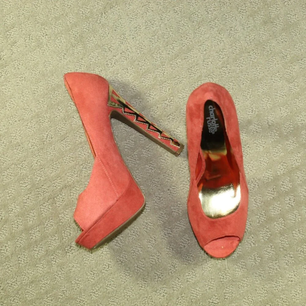 Charlotte Russe Size 9 Peach Suede Platform Gold-Tone Accented Stiletto Heels